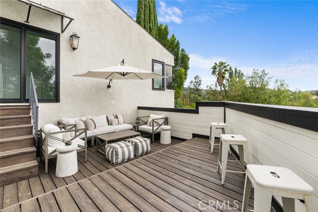 Detail Gallery Image 13 of 64 For 4769 Galendo St, Woodland Hills,  CA 91364 - 4 Beds | 3/1 Baths