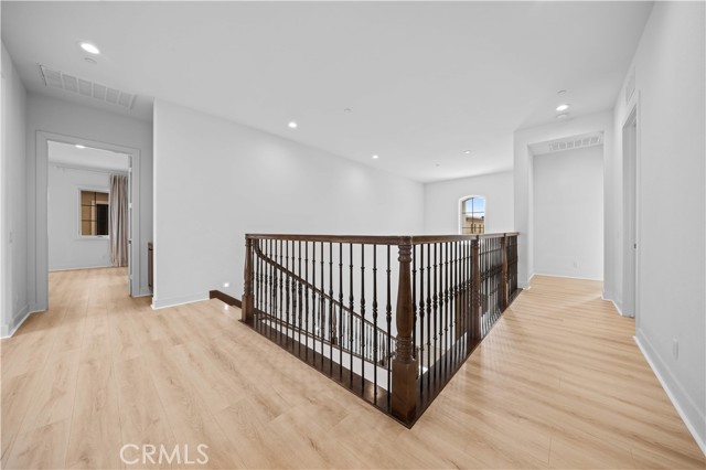 53 Eider Run, Irvine CA: https://media.crmls.org/medias/5742523d-3851-458c-8e52-8b06a8e1ad09.jpg