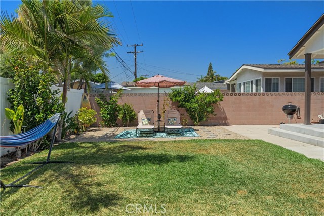 2851 Ladoga Avenue, Long Beach CA: https://media.crmls.org/medias/57429cba-6b91-4433-bb2e-813e6648e159.jpg