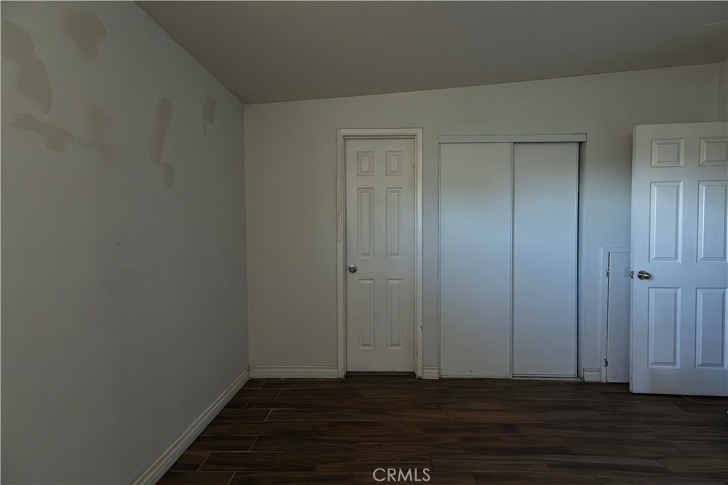 https://media.crmls.org/medias/5742d091-1b51-41f4-99bc-4a0b131948c4.jpg?preset=X-Large