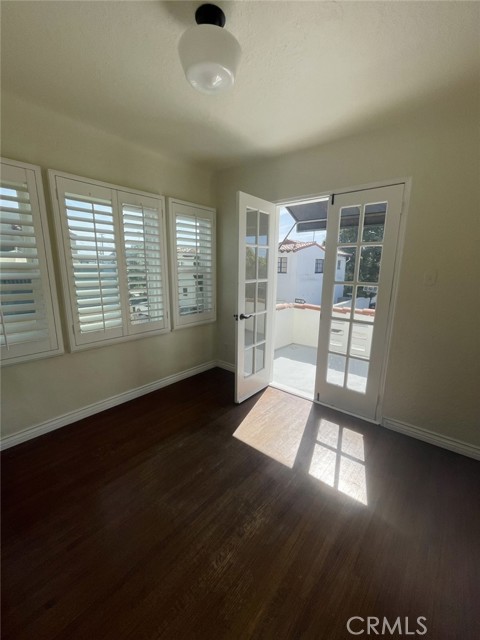 Detail Gallery Image 4 of 13 For 120 Savona Walk, Long Beach,  CA 90803 - 2 Beds | 1 Baths