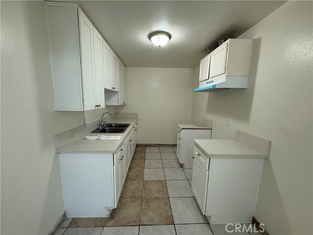 Detail Gallery Image 4 of 8 For 1307 Jacqueline #B,  Pomona,  CA 91768 - 2 Beds | 1 Baths