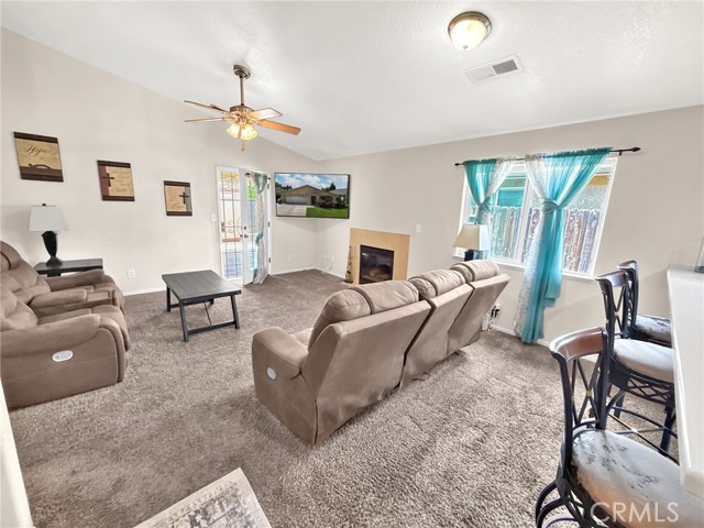 Detail Gallery Image 10 of 31 For 71 Livorno Rd, Merced,  CA 95341 - 4 Beds | 2 Baths