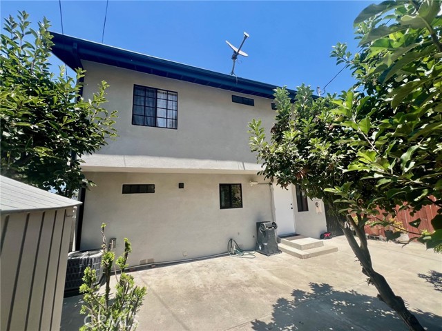 2717 Chadwick Circle, Los Angeles CA: https://media.crmls.org/medias/57451fb2-4729-43a5-8ddd-b6be019ca7f9.jpg