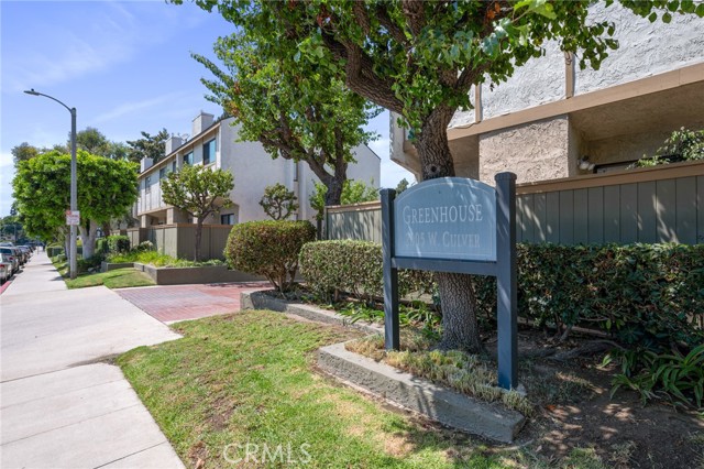 Detail Gallery Image 3 of 44 For 2005 W Culver Ave #11,  Orange,  CA 92868 - 3 Beds | 2 Baths