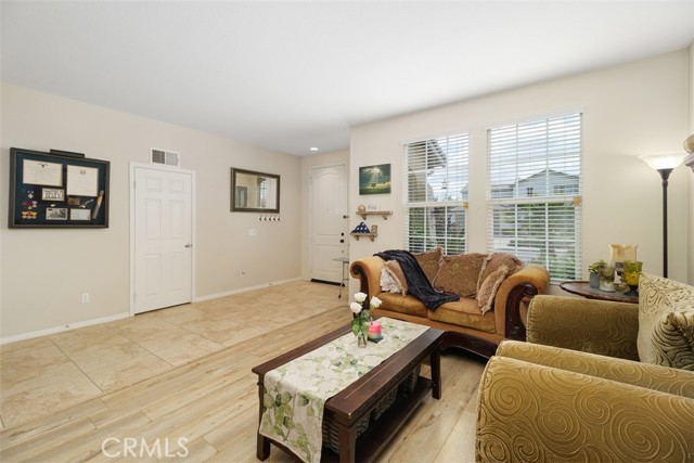 34787 Grotto Hills Drive, Winchester CA: https://media.crmls.org/medias/5745404f-d032-4046-abf8-9d9ea3f2695a.jpg