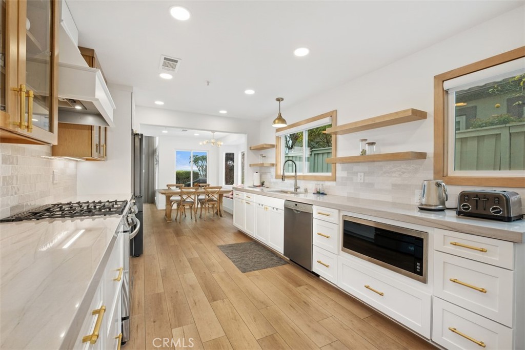 MLS #OC25027750 image #15