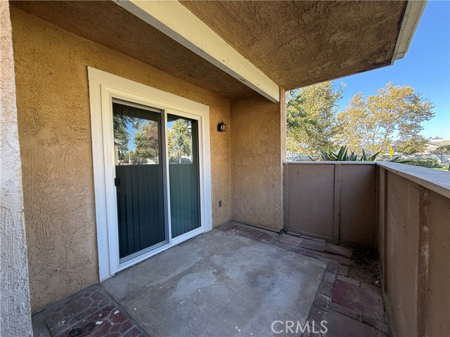3633 Oak Creek Drive, Ontario CA: https://media.crmls.org/medias/5746930b-47a1-4245-a26c-d8e5098da43f.jpg