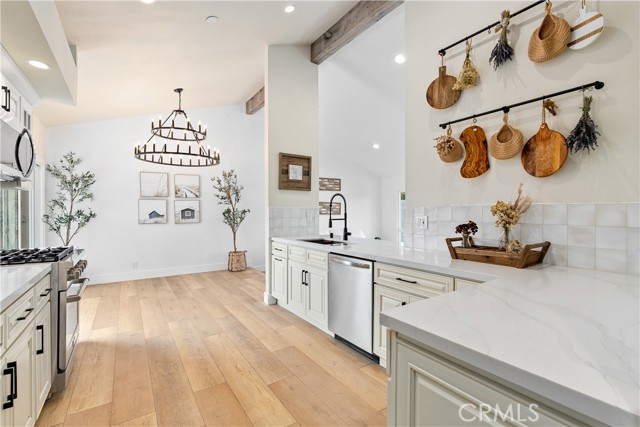 Detail Gallery Image 10 of 28 For 249 Calle Empalme, San Clemente,  CA 92672 - 4 Beds | 2 Baths