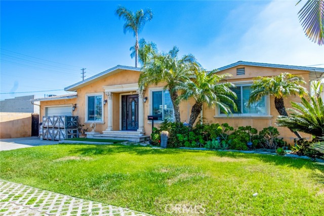 Detail Gallery Image 1 of 30 For 8266 Fontana St, Downey,  CA 90241 - 2 Beds | 1 Baths