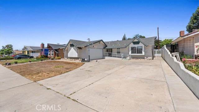 Detail Gallery Image 2 of 23 For 1513 W Cerritos Ave, Anaheim,  CA 92802 - 3 Beds | 2/1 Baths