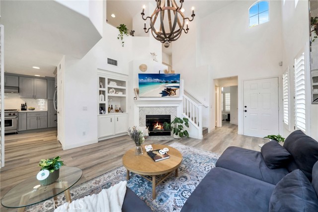 Detail Gallery Image 5 of 45 For 7 Plateau, Aliso Viejo,  CA 92656 - 3 Beds | 3 Baths