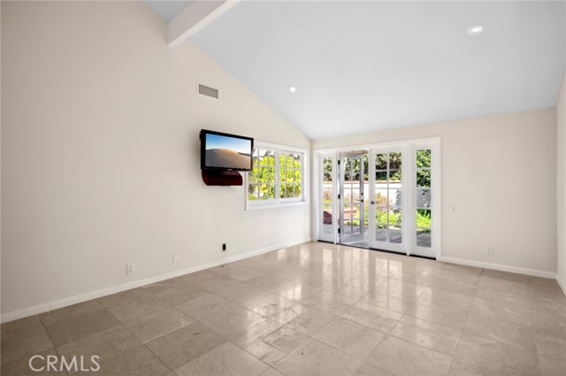 Detail Gallery Image 21 of 27 For 14 Sandbar Dr, Corona Del Mar,  CA 92625 - 3 Beds | 2 Baths