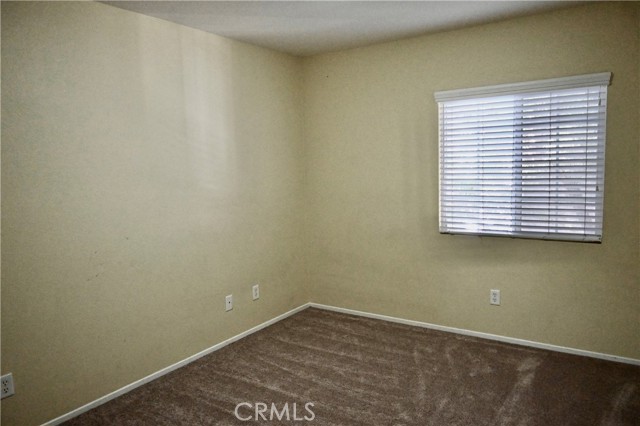 Detail Gallery Image 19 of 26 For 25798 Iris Ave #B,  Moreno Valley,  CA 92551 - 2 Beds | 2/1 Baths