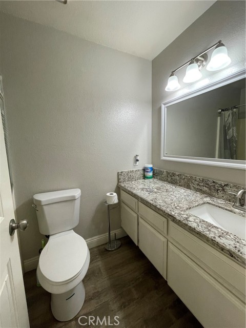 Detail Gallery Image 10 of 29 For 14745 La Brisa Rd, Victorville,  CA 92392 - 4 Beds | 2 Baths