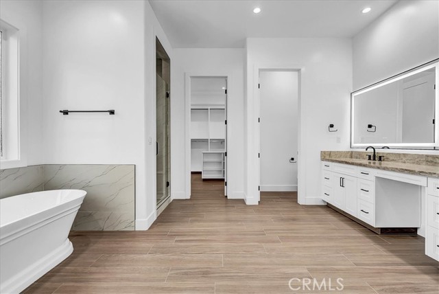 605 S Anderson Road, Exeter CA: https://media.crmls.org/medias/574c0be5-423d-4c02-86dc-fb3b94e0d4af.jpg