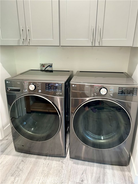 223 N St Andrews Place, Los Angeles CA: https://media.crmls.org/medias/574c5b34-bd2b-4ab2-a95a-e040de6161d5.jpg