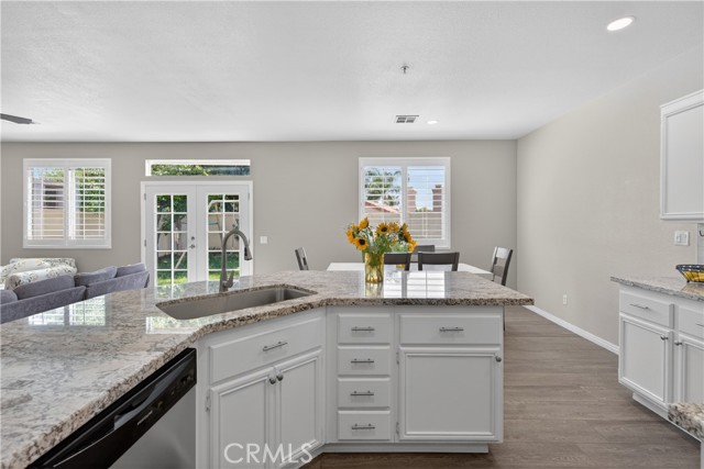 29115 Whitegate, Highland CA: https://media.crmls.org/medias/574c995f-f2f8-4ad5-8c62-3dbb357b447d.jpg