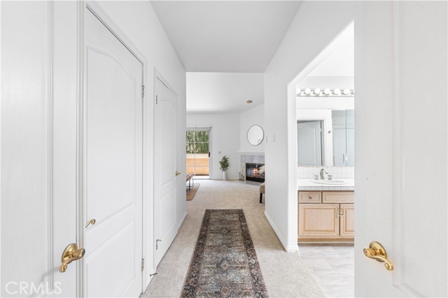 7 Greenmeadow Drive, Newbury Park CA: https://media.crmls.org/medias/574cd86a-5259-481a-ab8a-cf48ddb31c5c.jpg