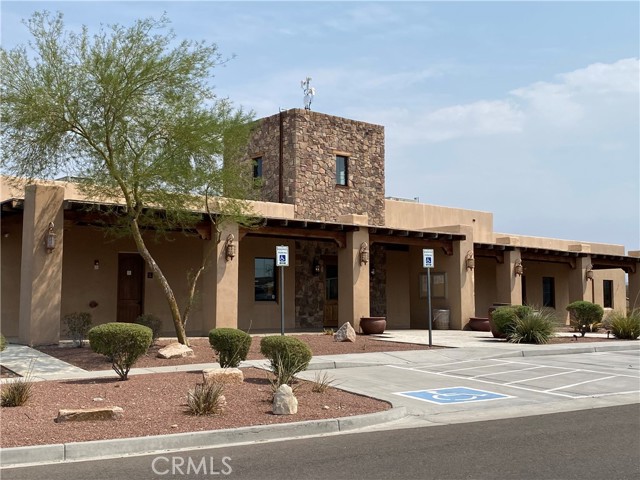 Detail Gallery Image 11 of 68 For 12600 Havasu Lake Rd #60,  Needles,  CA 92363 - 3 Beds | 2 Baths