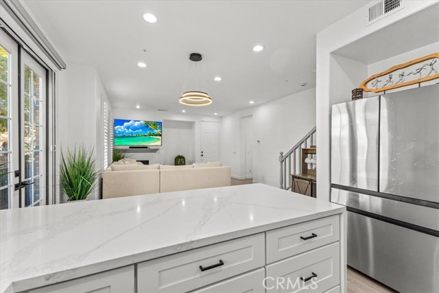 28 Albany, Ladera Ranch CA: https://media.crmls.org/medias/574d1cf2-62d2-4566-b9fb-bcef4b5bd49d.jpg