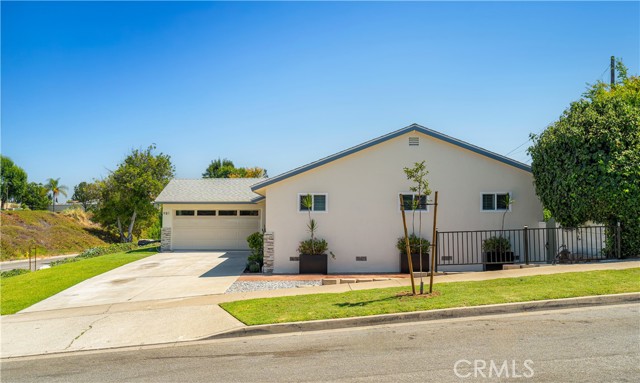 981 Russell Street, La Habra CA: https://media.crmls.org/medias/574e5147-dd9b-4076-a095-79408cf401df.jpg