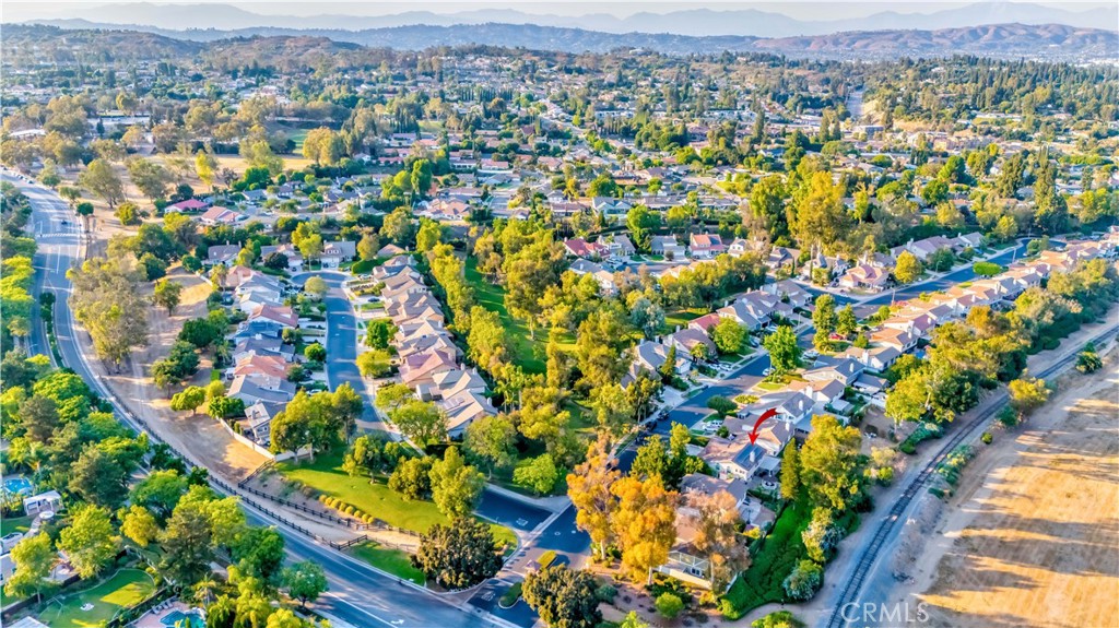 https://media.crmls.org/medias/574f14ba-5104-400d-ac8b-d30559295282.jpg?preset=X-Large