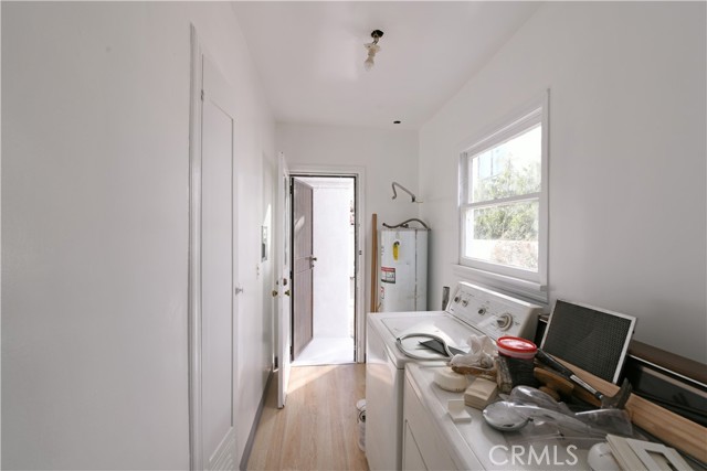 Detail Gallery Image 28 of 30 For 915 S Le Doux Rd, Los Angeles,  CA 90035 - 3 Beds | 2 Baths