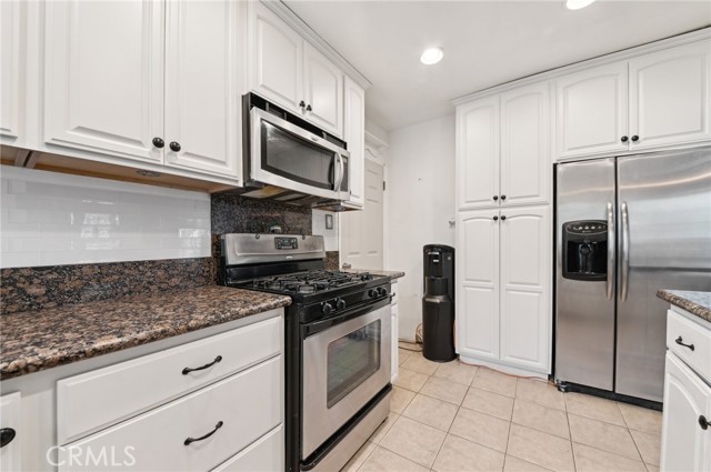Detail Gallery Image 11 of 36 For 2251 E 63rd St, Long Beach,  CA 90805 - 3 Beds | 2 Baths