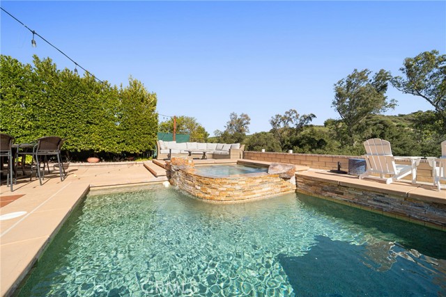 Detail Gallery Image 52 of 67 For 24224 Creekside Dr, Newhall,  CA 91321 - 5 Beds | 3 Baths