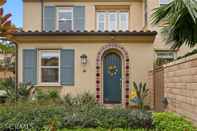 61 Fuchsia, Lake Forest CA: https://media.crmls.org/medias/5752022c-73fe-4590-b92d-4d29ce319eea.jpg