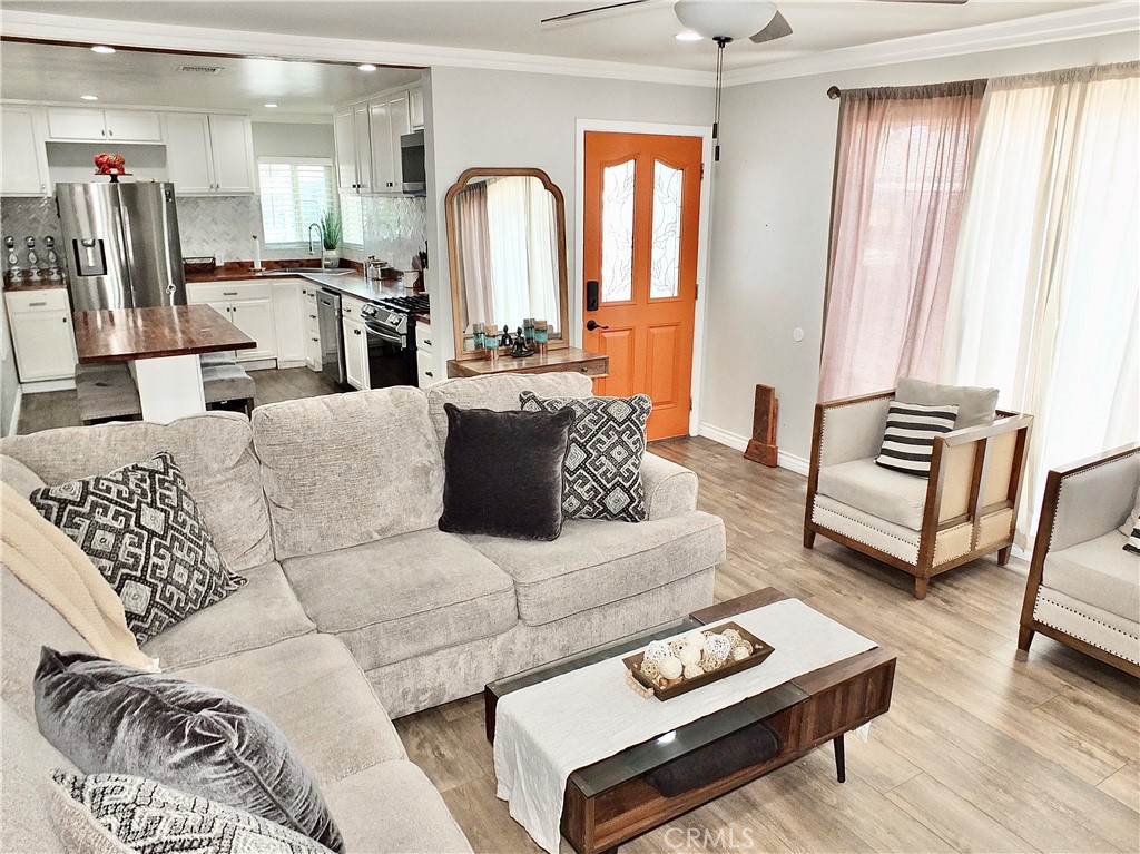 1430 E Michelson Street