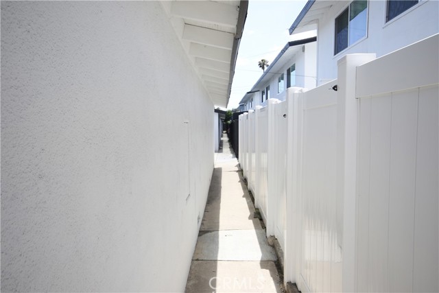 Detail Gallery Image 31 of 33 For 2709 S Baker St, Santa Ana,  CA 92707 - 2 Beds | 1/1 Baths