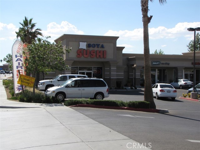 15550 Main Street, Hesperia, California 92345, ,Commercial Lease,For Rent,15550 Main Street,CRHD23123978