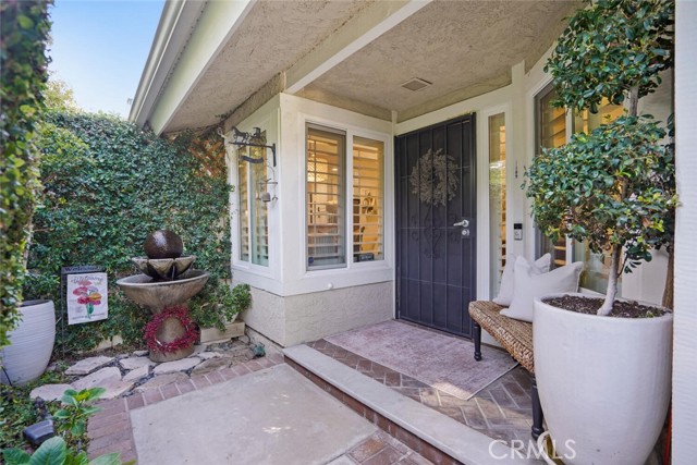 Detail Gallery Image 5 of 75 For 6617 Oak Forest Dr, Oak Park,  CA 91377 - 3 Beds | 2/1 Baths