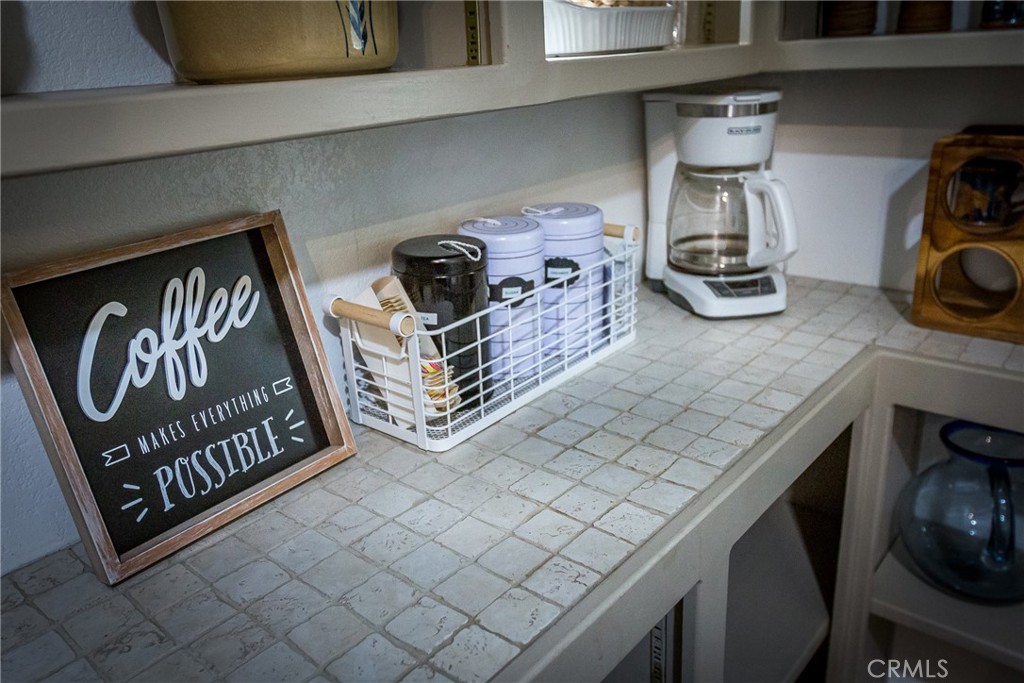 https://media.crmls.org/medias/575594c3-7a1c-456f-bf39-d7439535a979.jpg?preset=X-Large