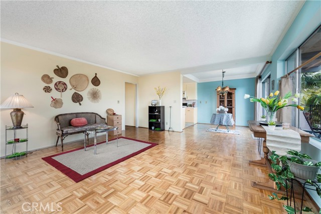 191 Kennebec Avenue, Long Beach CA: https://media.crmls.org/medias/5756a8dc-2d06-4506-9162-93b12bcb6736.jpg