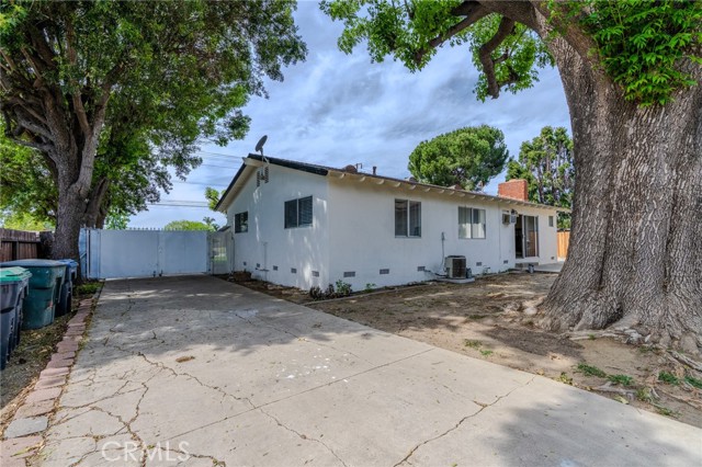 Detail Gallery Image 28 of 63 For 13233 Eastend Ave, Chino,  CA 91710 - 7 Beds | 3 Baths