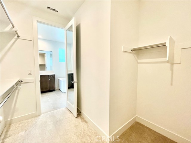 Detail Gallery Image 24 of 40 For 27533 Elderberry Dr, Valencia,  CA 91381 - 5 Beds | 5/1 Baths