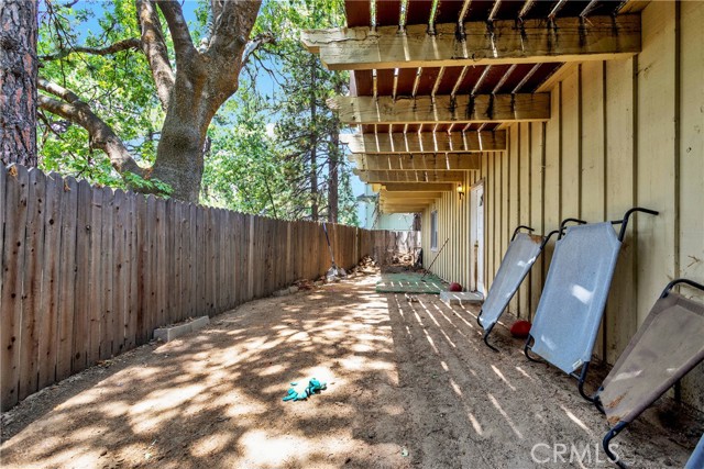 Detail Gallery Image 41 of 56 For 30920 Glen Oak Dr, Running Springs,  CA 92382 - 4 Beds | 2/1 Baths