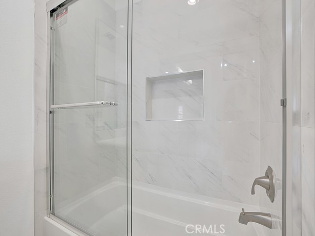 575ae8ae E706 4e36 B590 0a878174f391