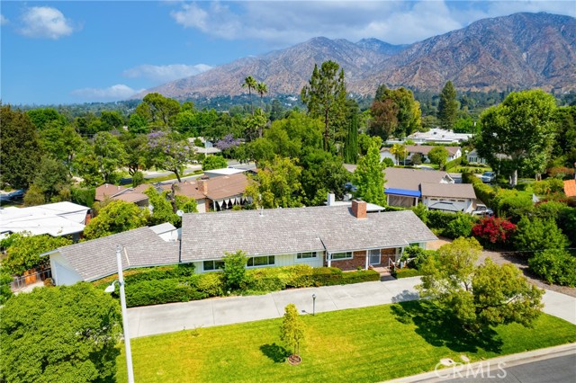 1521 Marendale Lane, Arcadia CA: https://media.crmls.org/medias/575b1748-1016-4f99-bbe2-4923a727cfe1.jpg