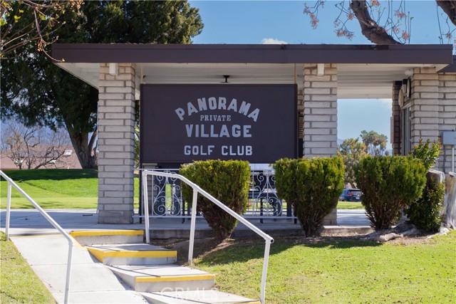 Detail Gallery Image 3 of 23 For 1380 Teakwood, Hemet,  CA 92543 - 2 Beds | 2 Baths