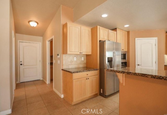 Detail Gallery Image 9 of 23 For 19904 Talihina Rd, Apple Valley,  CA 92307 - 3 Beds | 2/1 Baths
