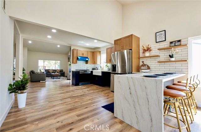 Detail Gallery Image 22 of 54 For 2456 Dr S Woodlark, Ontario,  CA 91761 - 5 Beds | 3 Baths