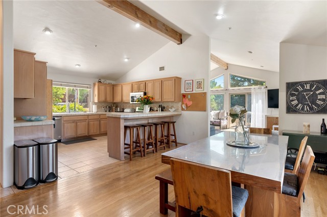 Detail Gallery Image 6 of 34 For 1733 Arteique Rd, Topanga,  CA 90290 - 3 Beds | 2/1 Baths