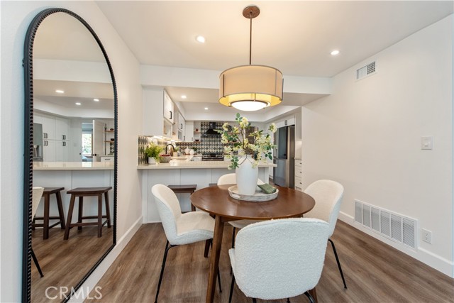 Image 13 of 58 For 24 Spicewood Way