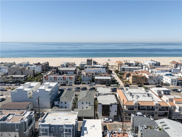 434 Manhattan Avenue, Hermosa Beach CA: https://media.crmls.org/medias/575f2178-29ef-478e-b84b-1abcf7191743.jpg