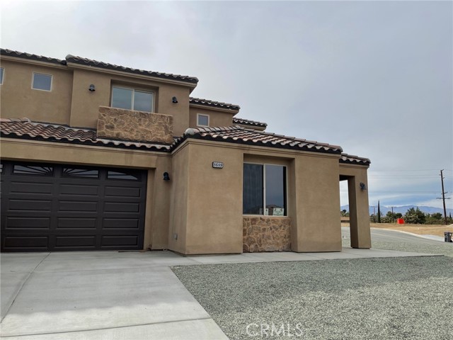 8689 Monument View Dr, Yucca Valley, CA 92284