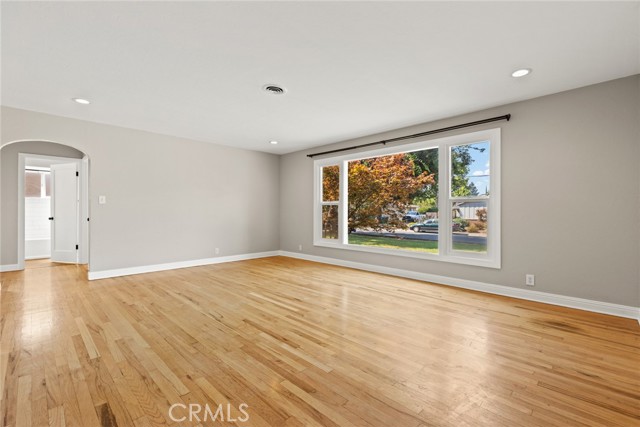 Detail Gallery Image 5 of 22 For 1024 Sheridan Ave, Chico,  CA 95926 - 3 Beds | 1 Baths